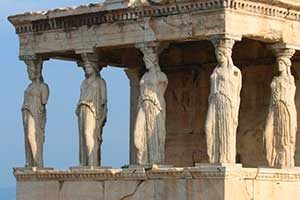 Tribuna de las Cariátides, en el Erecteion de la Acrópolis de Atenas