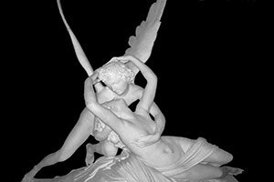 Psique reanimada por el beso del amor, escultura neoclásica de Canova