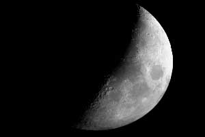 Cuarto creciente, una de las fases de la luna